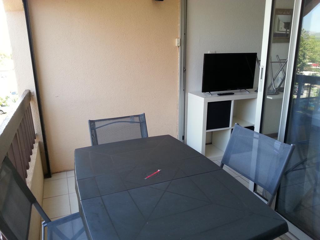 Les Amarines : Numero 109 Apartment Gruissan Luaran gambar